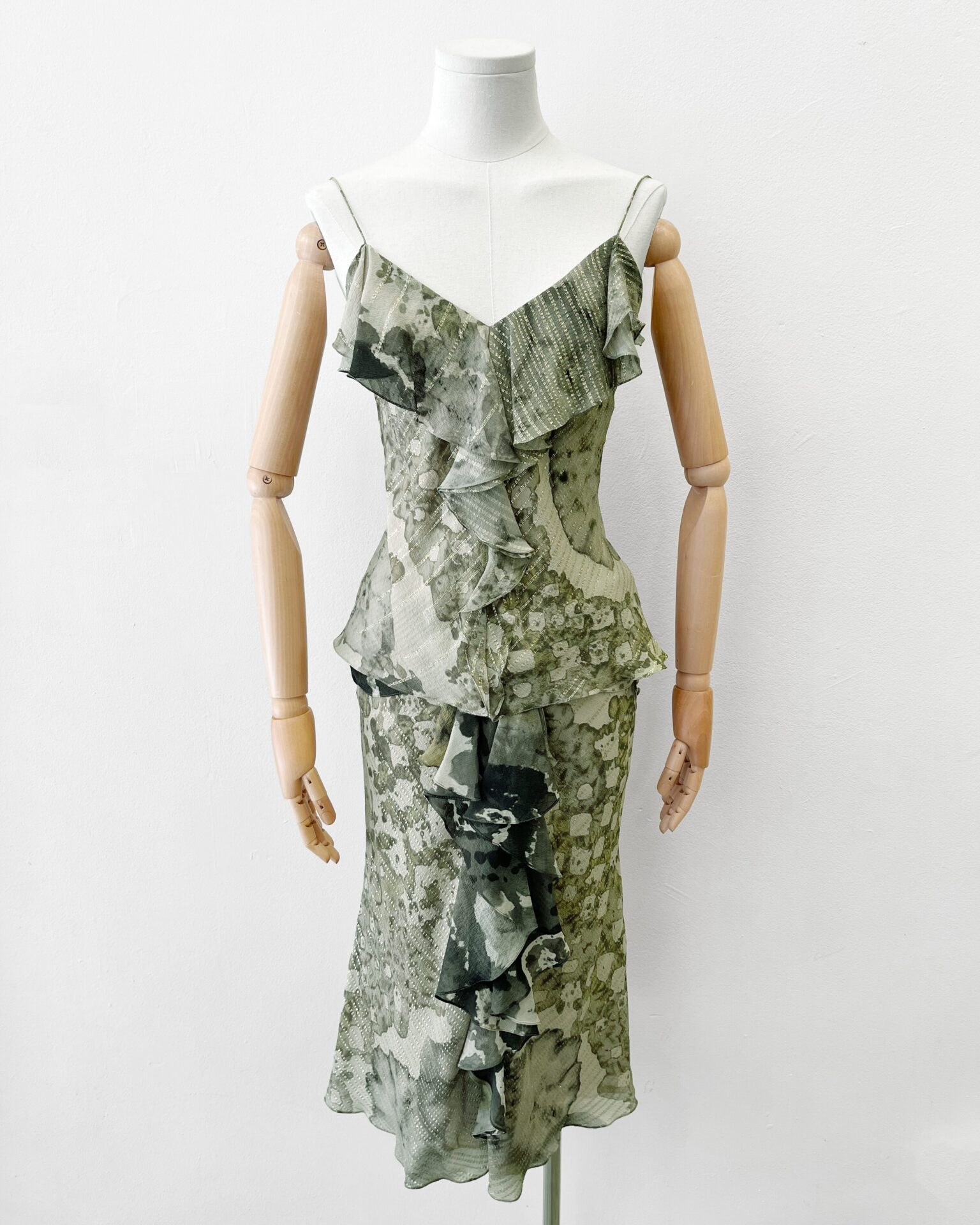 Dior SS2003 taupe/green ruffle silk chiffon 2 piece skirt & cami set