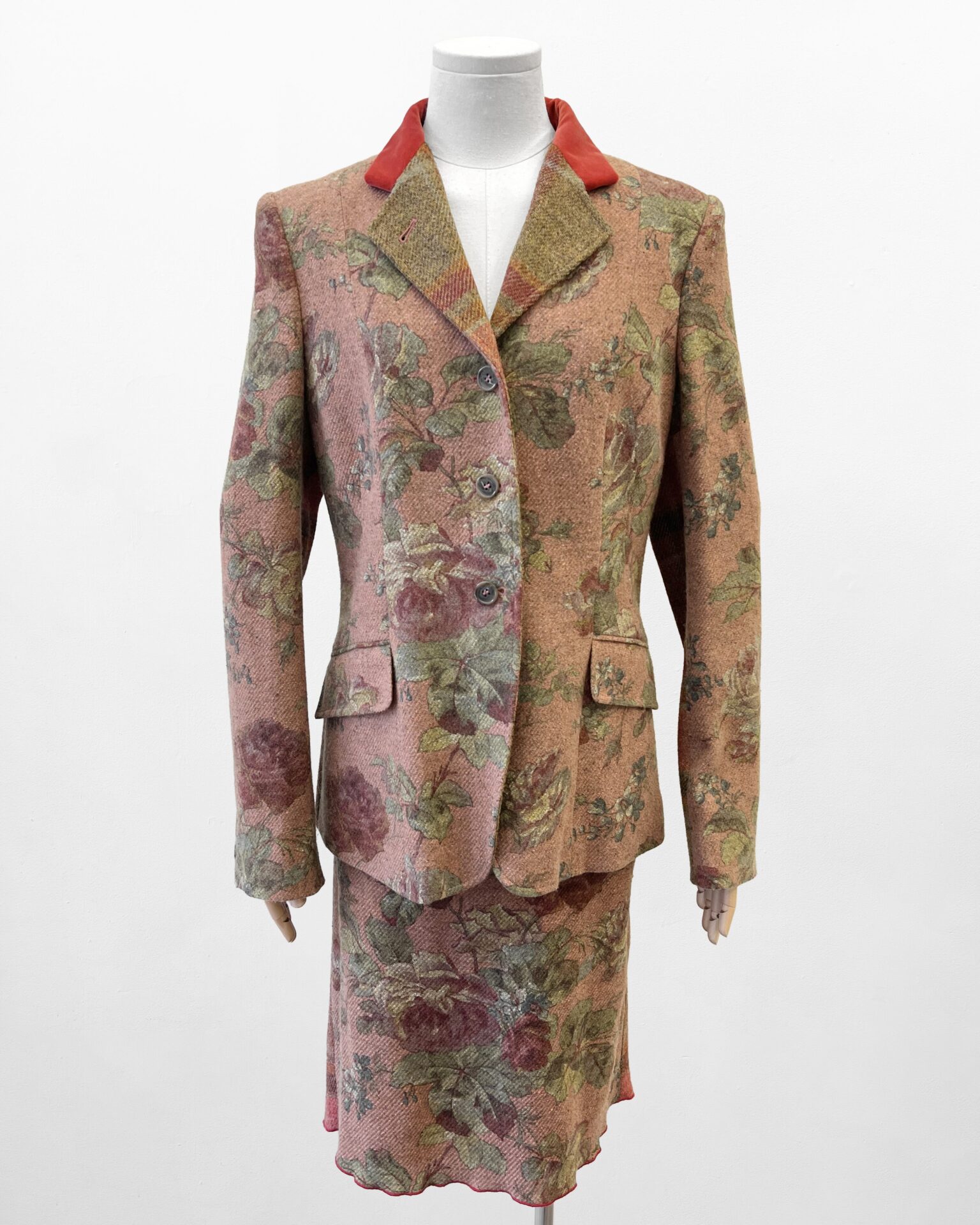 Etro wool rose/green plaid jacket & floral skirt suit