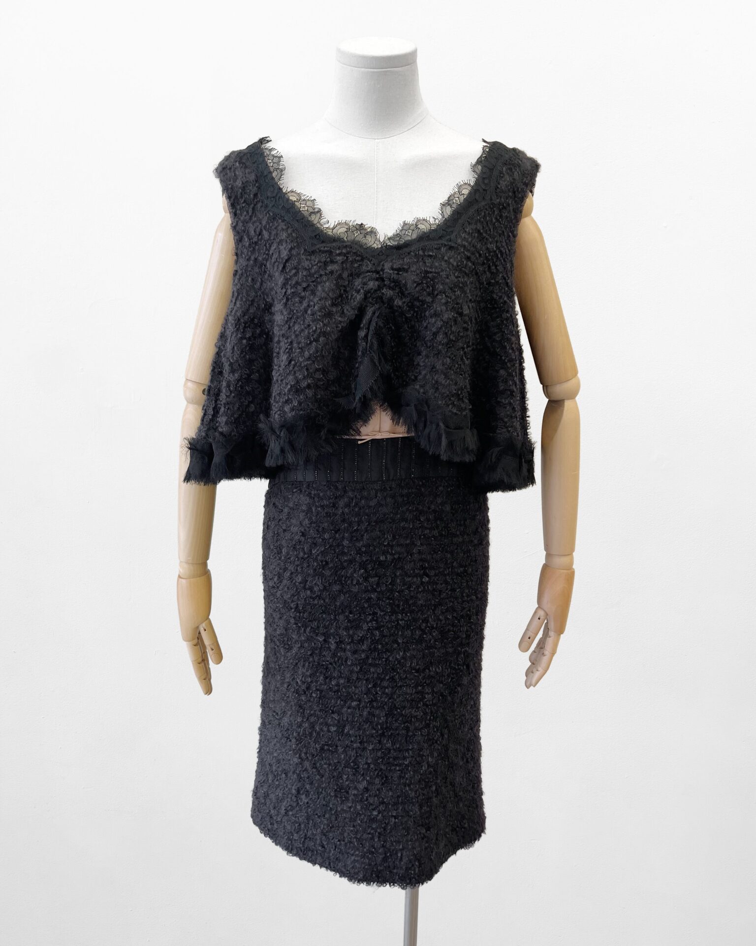 Isabel Toledo black boucle dress with pink silk lining