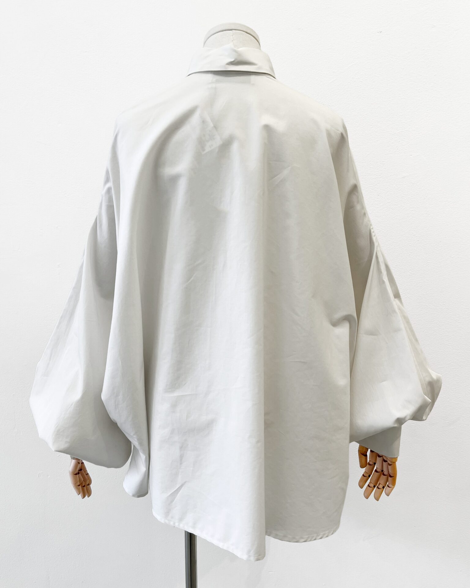 Yves Saint Laurent AW2008 off-white cotton button down batwing shirt