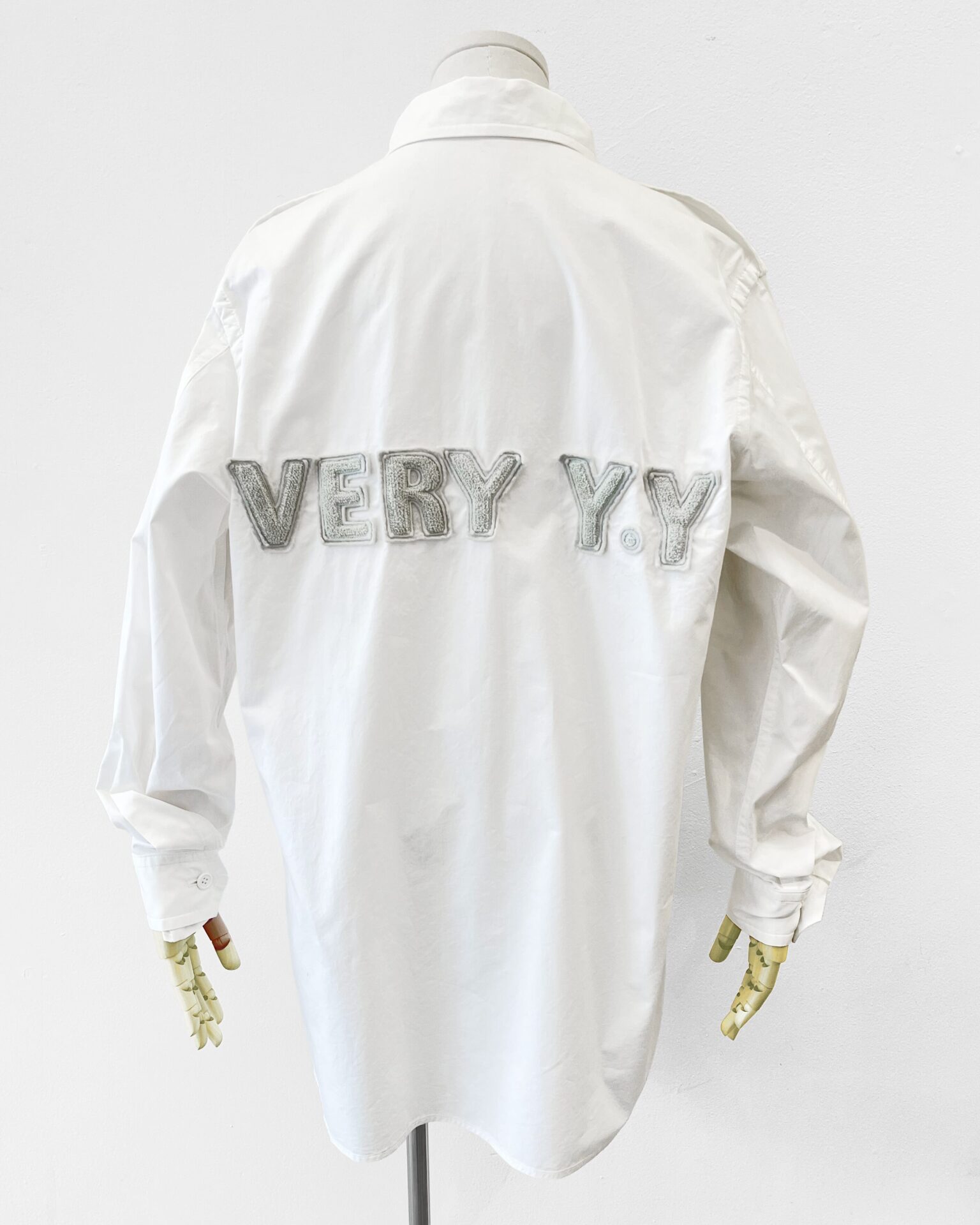 Yohji Yamamoto white cotton zip jacket with ‘Very YY’ back spellout