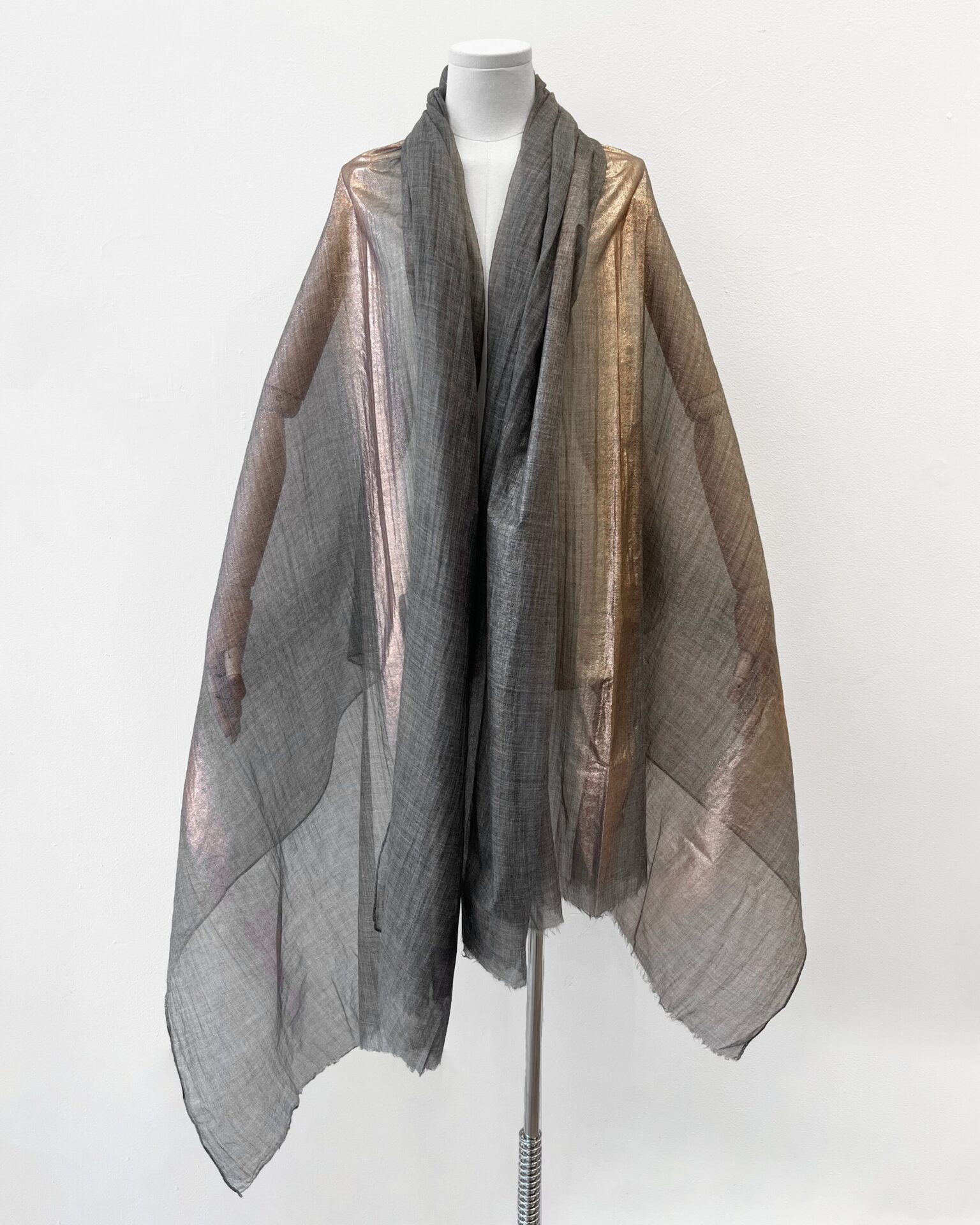 Brunello Cucinelli charcoal cashmere scarf with bronze stripe