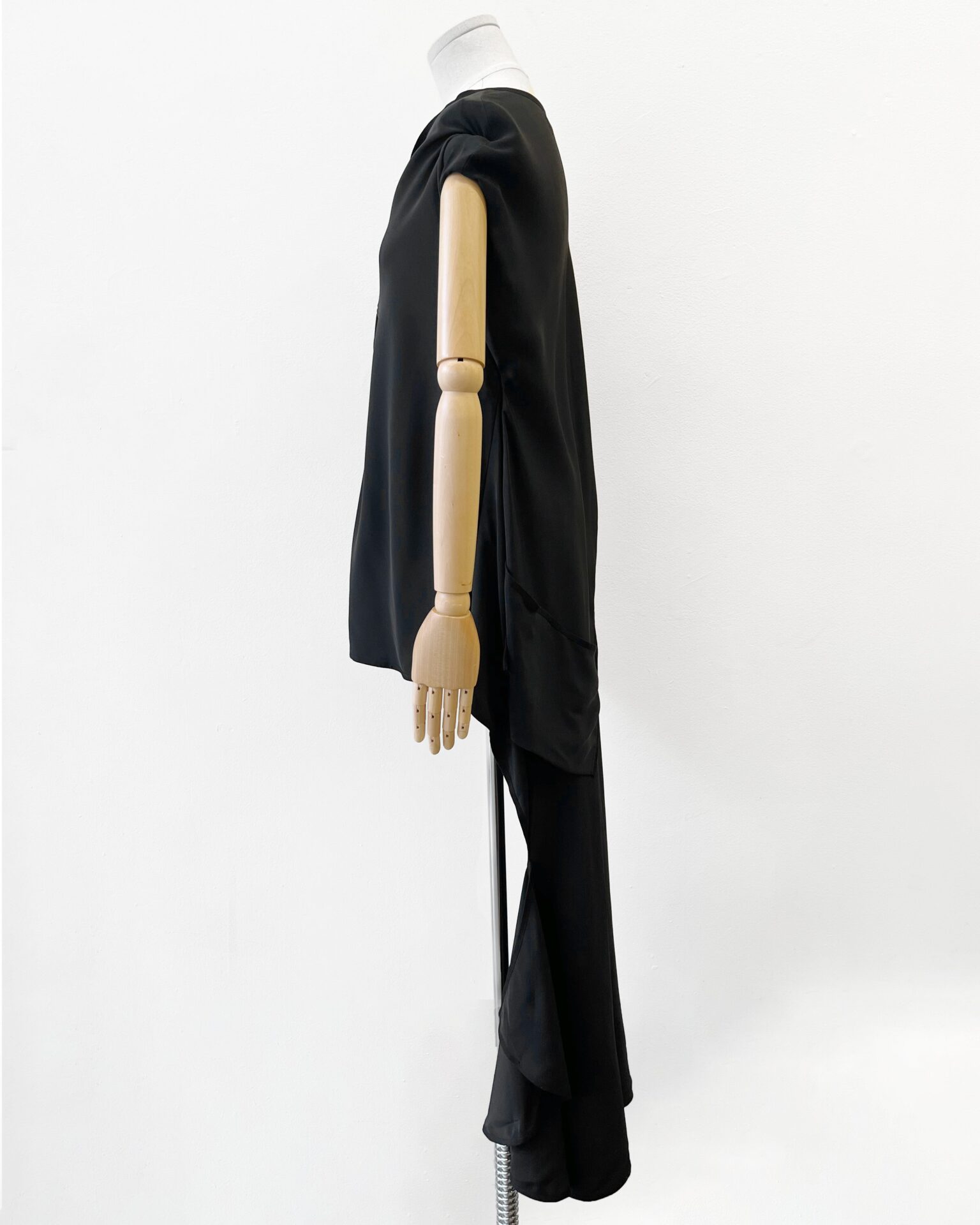 Yohji Yamamoto black silk top with long back