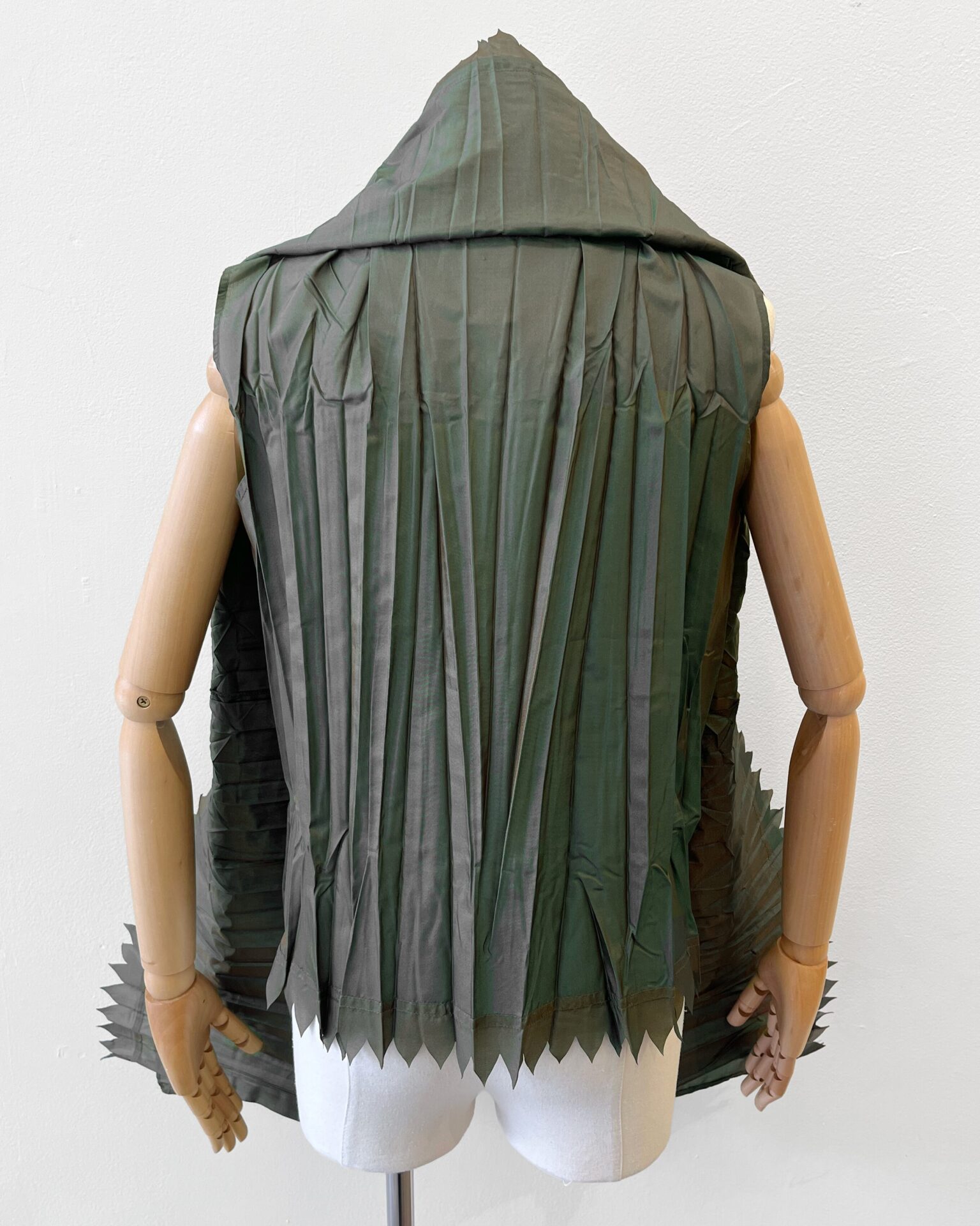 Issey Miyake 1992 green iridescent pleated sleeveless top & wrap
