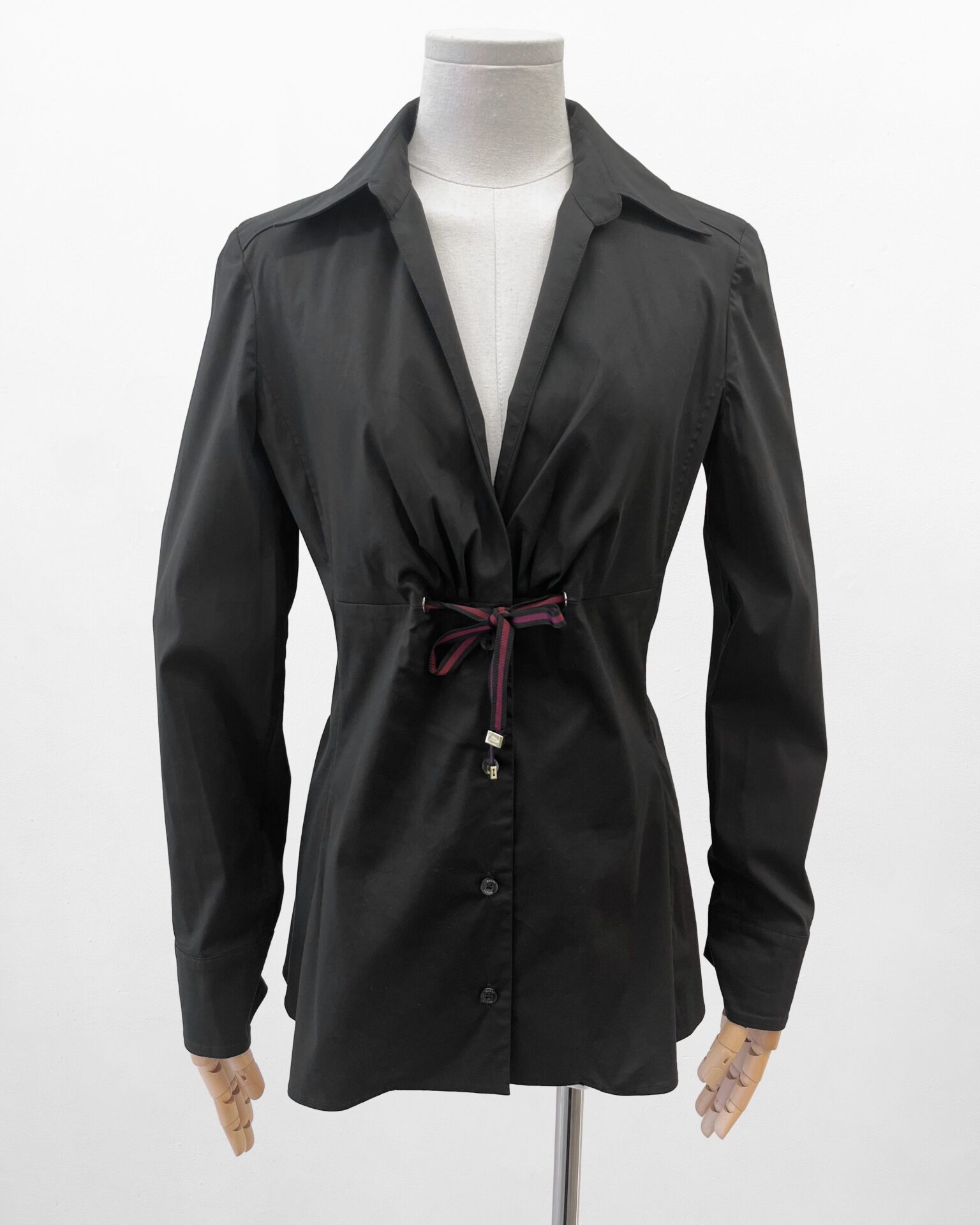 Gucci 2006 black cotton blouse with red waist tie