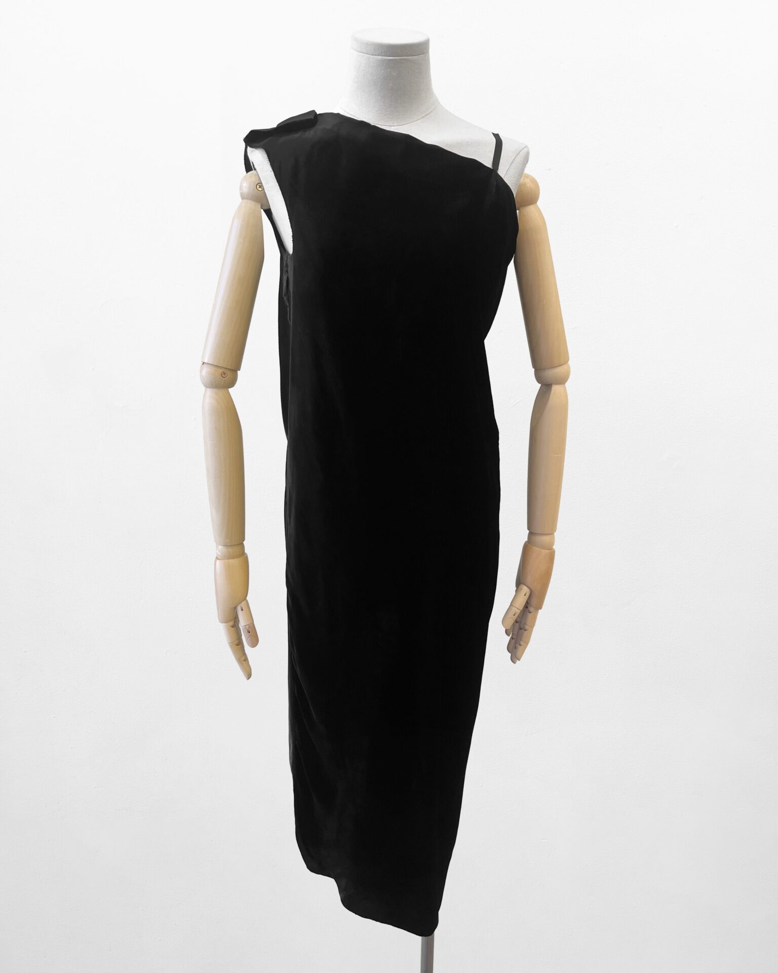 Lanvin AW2008 black silk velvet asymmetrical dress